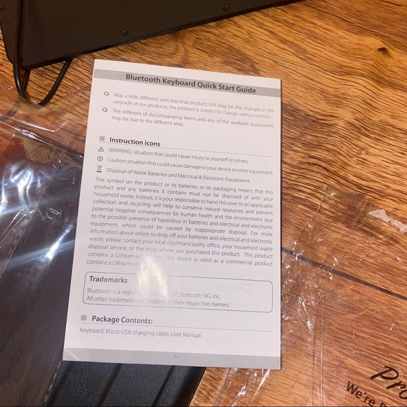 Black iPad Pro case with Bluetooth keyboard Brand New - Picture 3 of 7